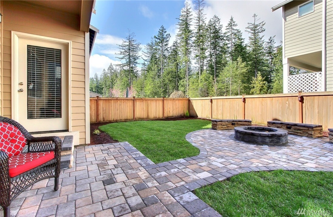 Building Photo - 8840 Jayden Dr NE