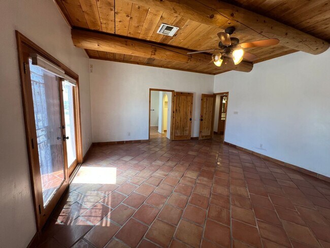 Building Photo - UNIQUE HOME ON ACREAGE!