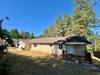 Building Photo - 11447 Lower Cir Dr