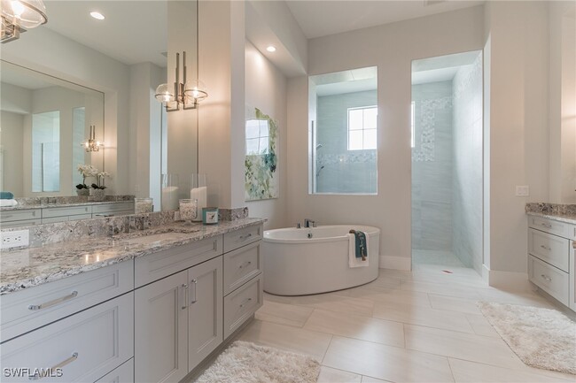 Building Photo - 6051 Plana Cays Dr