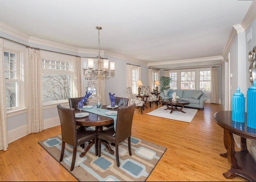Living/Dining - 1827 Kenwood Pky