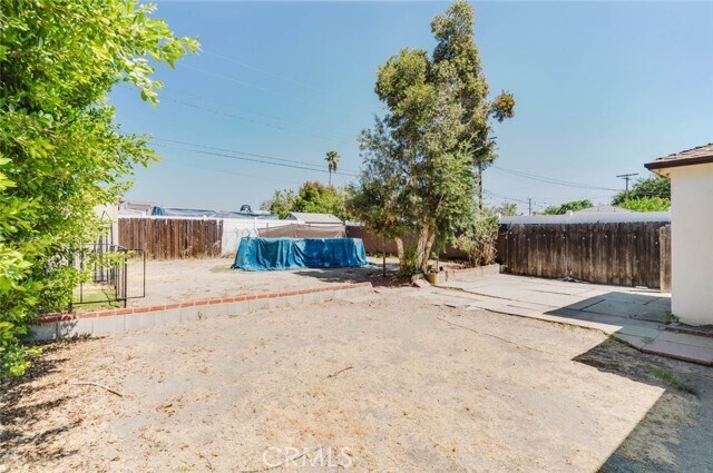 Building Photo - 9652 Rincon Ave