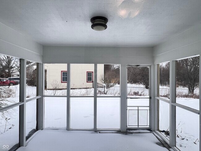 Building Photo - 1157 Aqueduct Way