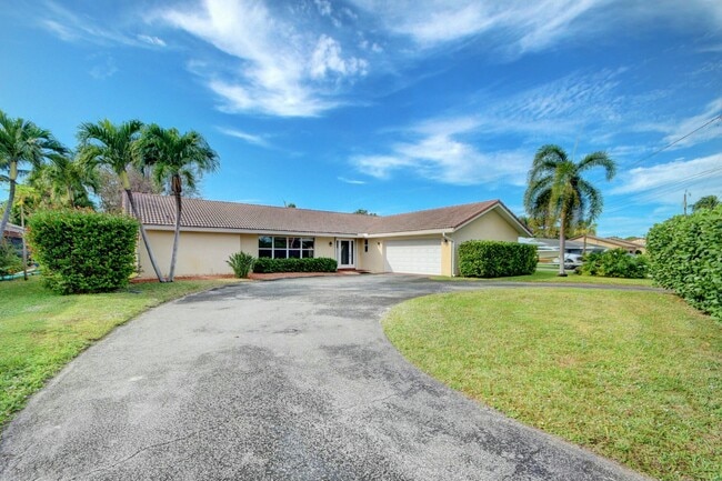 Building Photo - 1753 W Terrace Dr