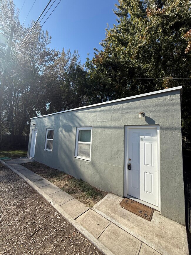 Building Photo - 1011 4th St N