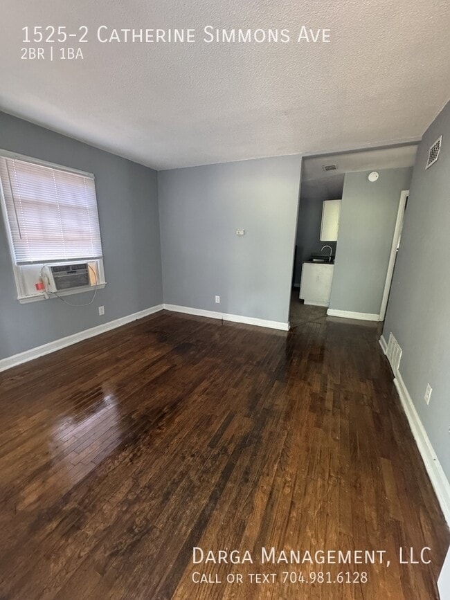 Building Photo - 1525 Catherine Simmons Ave