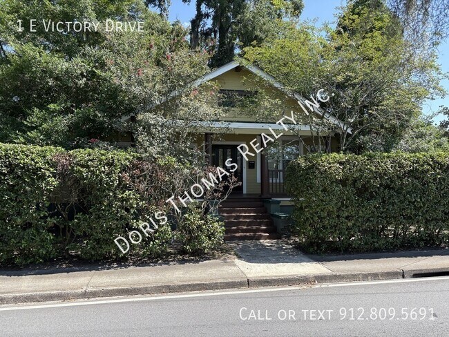 Building Photo - 1 E Victory Dr