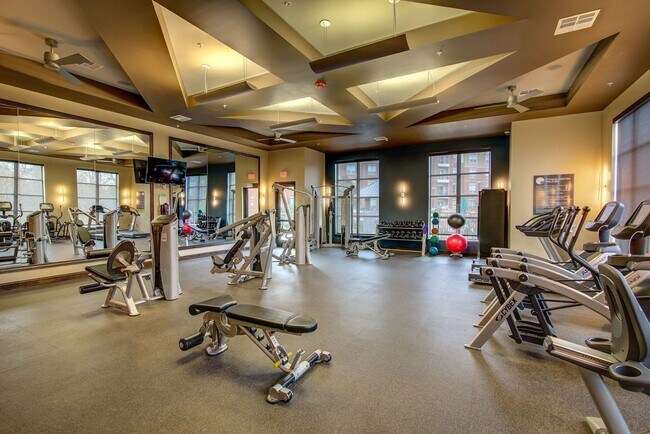 Building Photo - 3221 Keller Springs Rd