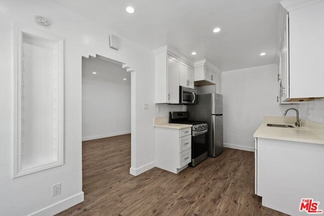 Primary Photo - 1805 7th St