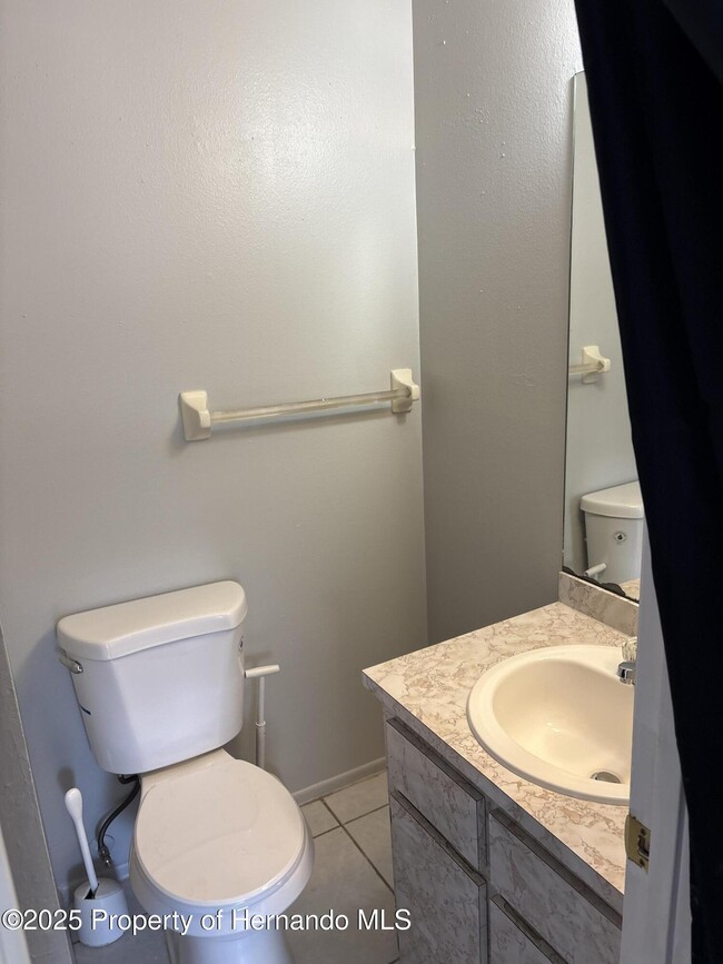 Building Photo - 9619 Langan St