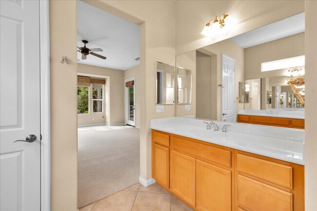 Building Photo - 61255 Portulaca Dr