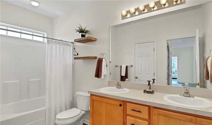 Building Photo - 121 Willow Point Cir