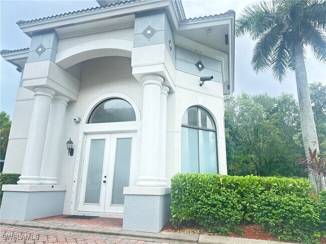 Building Photo - 14764 Pinnacle Pl