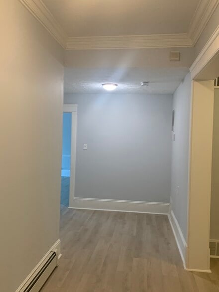 Building Photo - 7 Public Sq