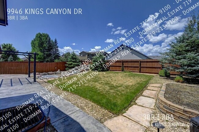 Building Photo - 9946 Kings Canyon Dr