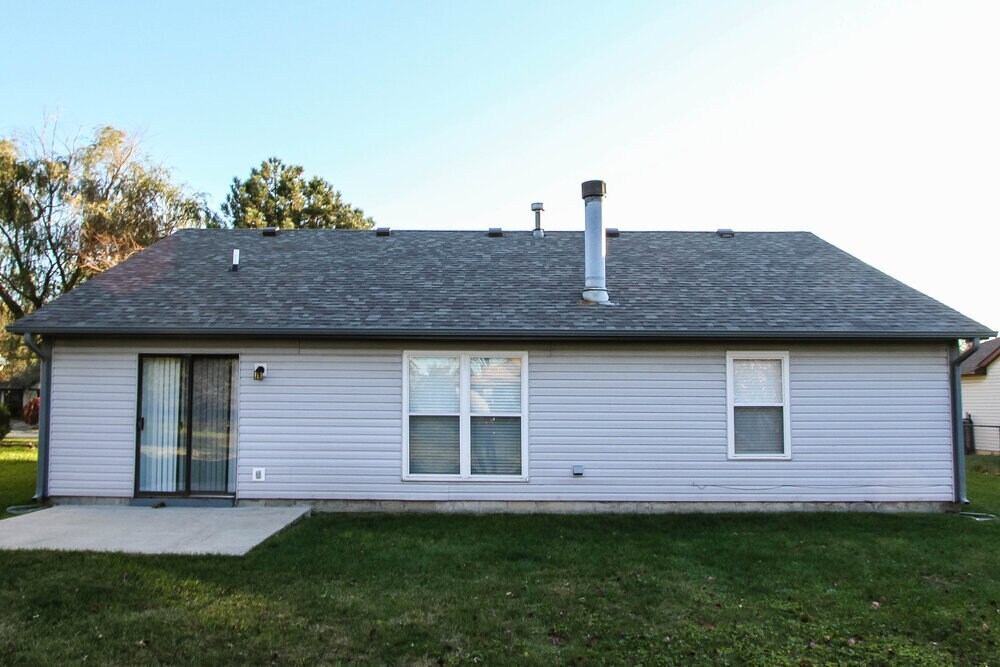 Building Photo - 12274 Van Spronsen Ct