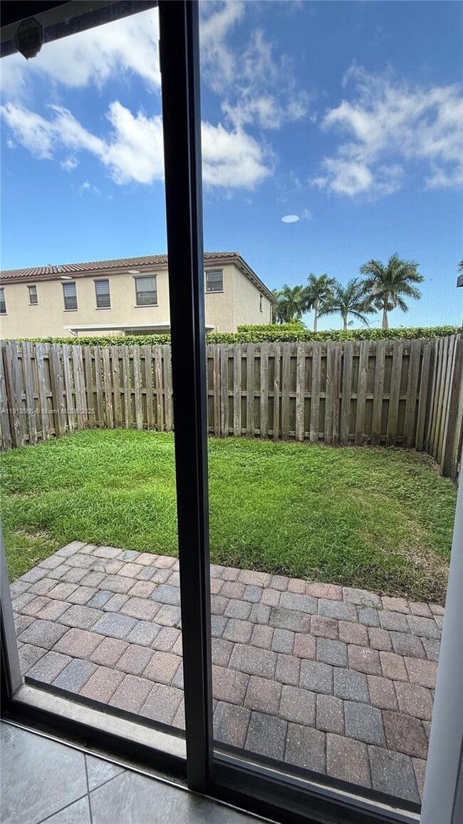 Building Photo - 25301 SW 114th Ct