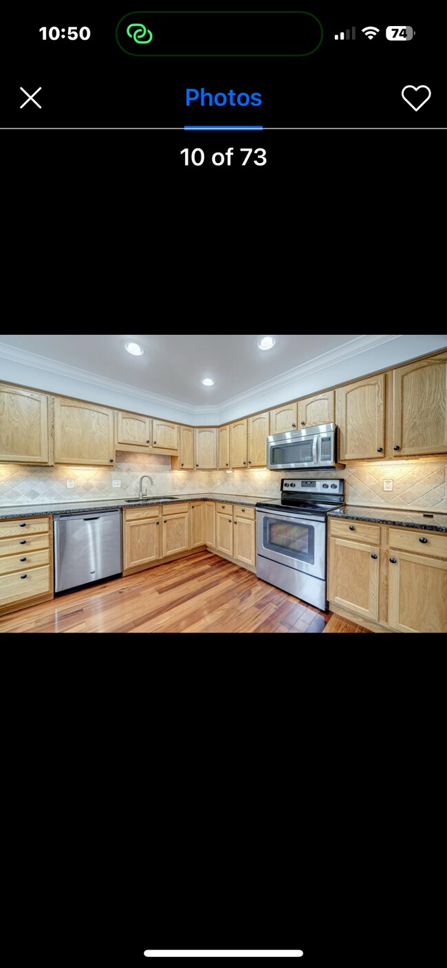 Building Photo - 2883 Kelly Sq