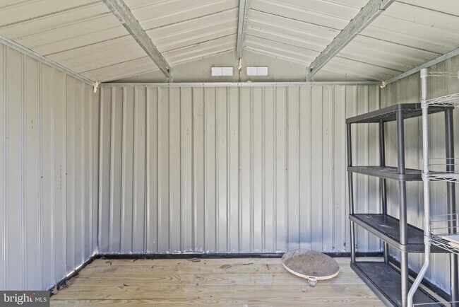 Building Photo - 4817 Kingfisher Ct