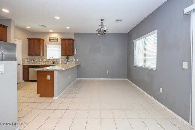 Building Photo - 8754 N Mugho Pine Trail