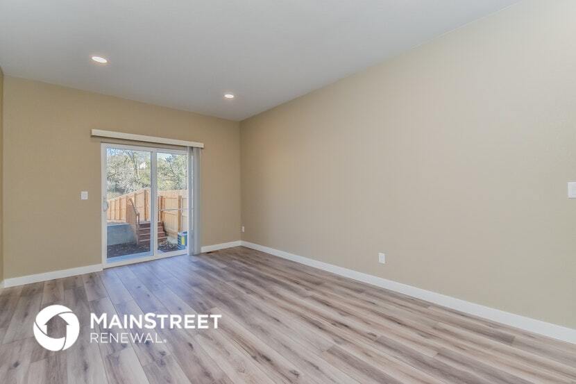 Building Photo - 850 Promontory Rock Grv