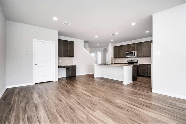 Building Photo - 24814 Puccini Pl