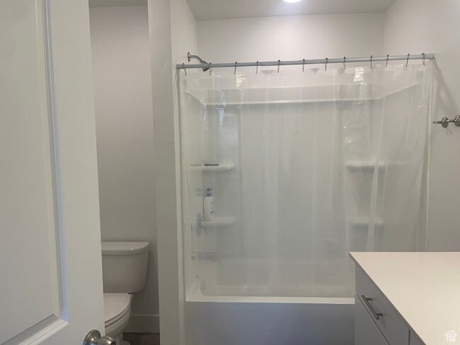 Building Photo - 1094 N 1840 W