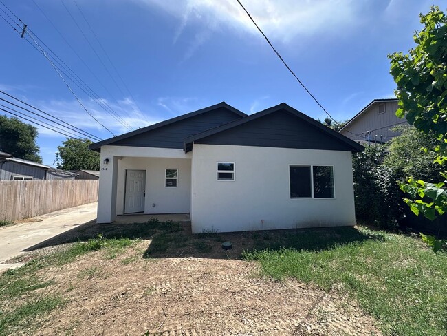 Building Photo - Brand new 3 bedroom house in quiet neighbo...