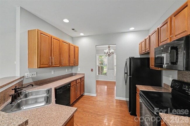 Building Photo - 3111 Gloxinia Rd