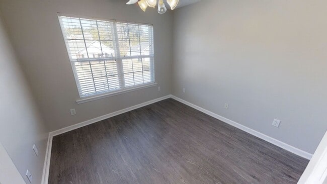 Building Photo - Cobblestone Subdivision - Single Family