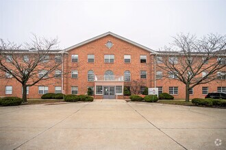 Building Photo - Gateway Pointe Senior Apartments 55+