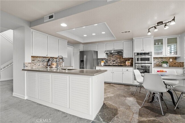 Building Photo - 58 Via Candelaria