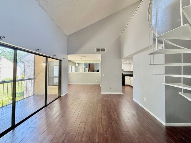 Building Photo - 4819 Puritan Cir