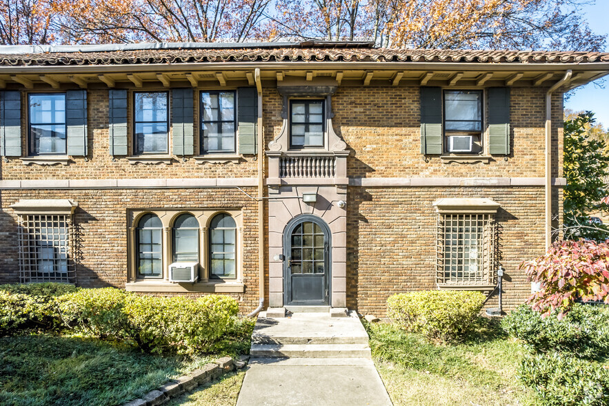 Building Photo - Parkside Poplar Apartments