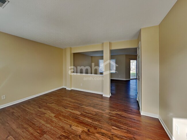 Building Photo - 3162 Bridlerun Dr