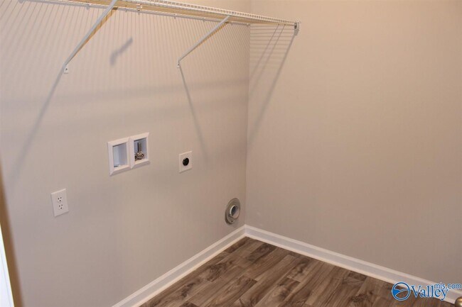 Building Photo - 13064 Belman Ln