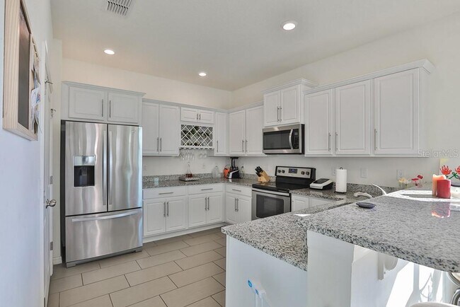 Building Photo - 10546 Medford Lakes Dr