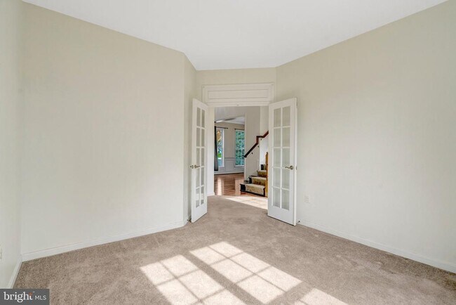 Building Photo - 9001 Merlot Ct