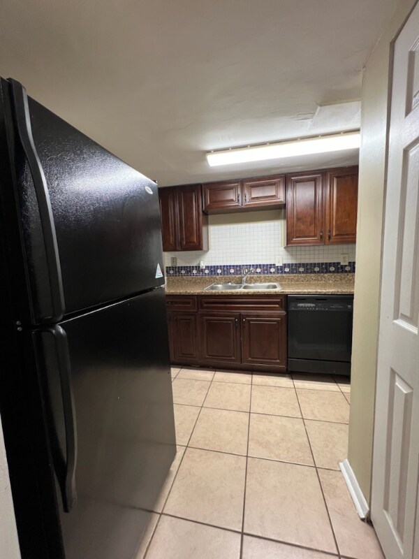 Building Photo - 6420 Parton Ct