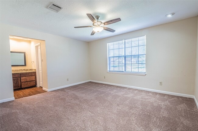 Building Photo - 11438 Brook Meadow Dr