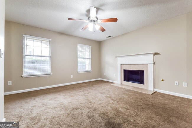 Building Photo - 4405 Grove Dr NW
