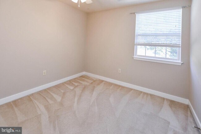 Building Photo - 13003 Belle Meade Trace