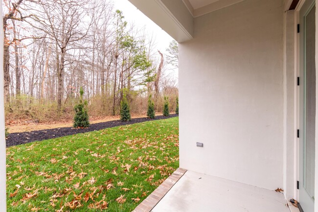 Building Photo - 1717 Double Oak Trl