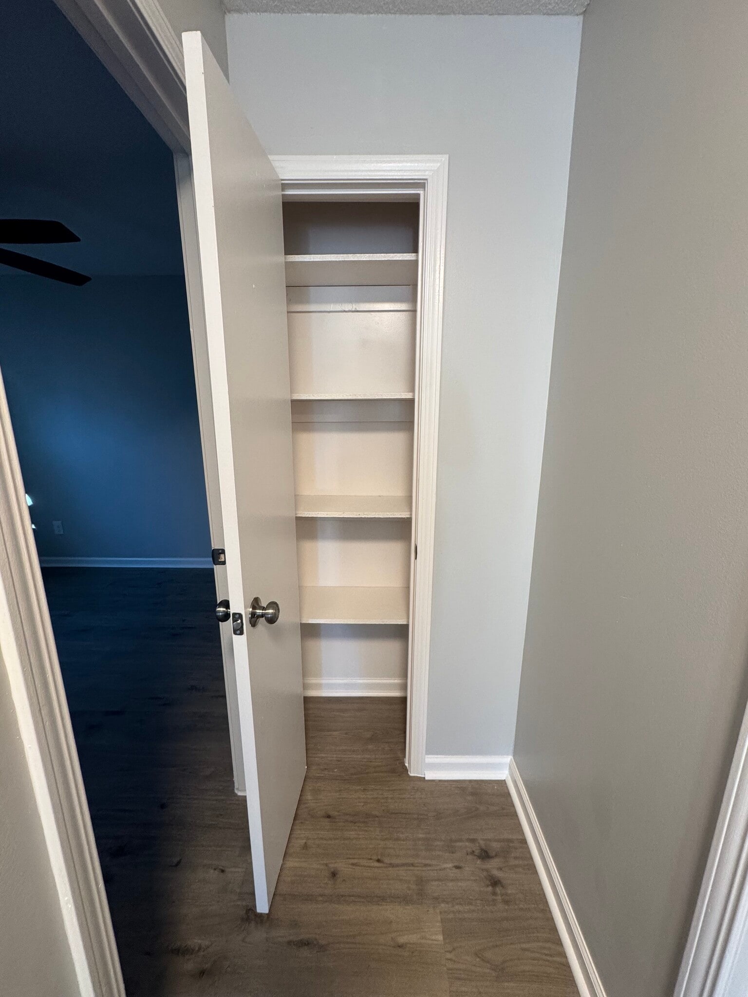 Building Photo - 1214 E Johnston St