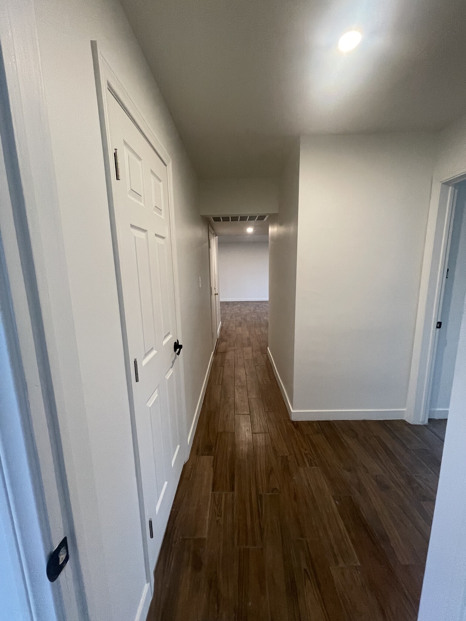 Hallway - 540 Chestnut St