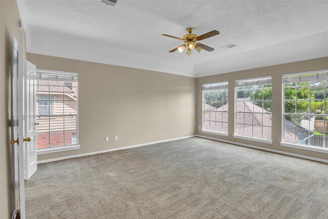 Building Photo - 4407 Magnolia Ln