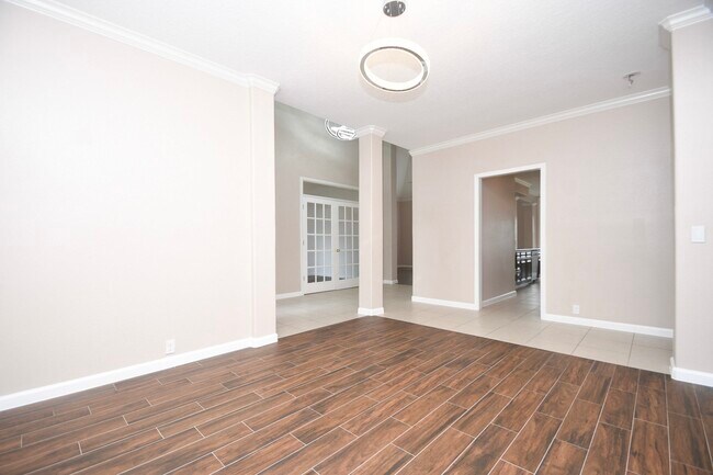 Building Photo - 6223 Presidio Canyon Dr