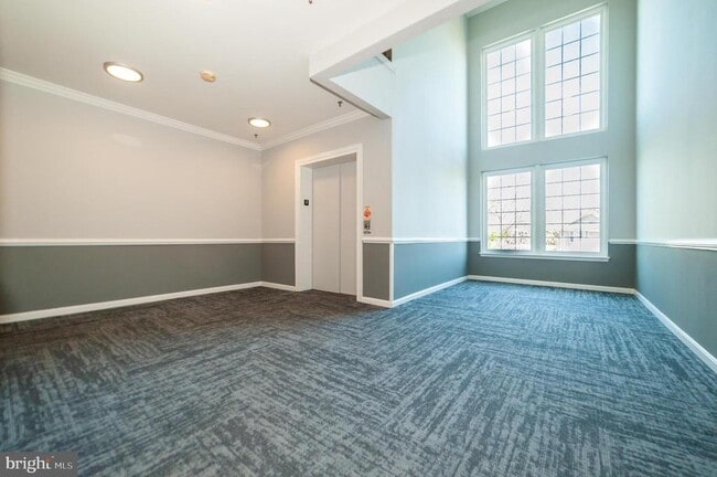 Building Photo - 1521 Spring Gate Dr.