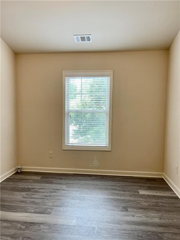 Building Photo - 2660 Maple Leaf Terrace