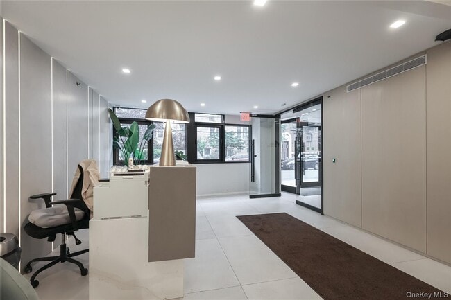 Building Photo - 40-22 61st St